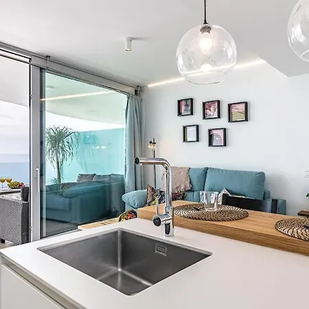 Beachfront Paradise With Spectacular Sea View Apartment Fuengirola
